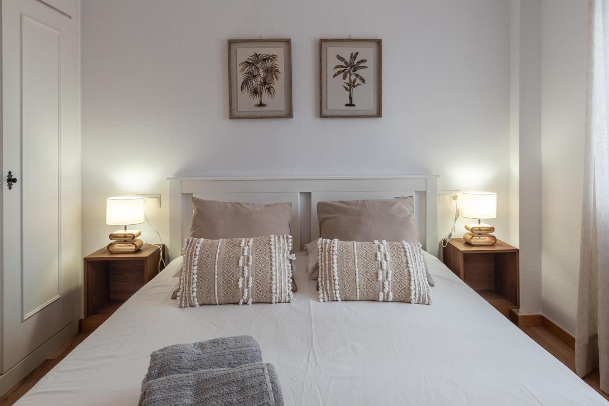 Renovated Apartment On Beachside With Pool Nerja Quarto foto