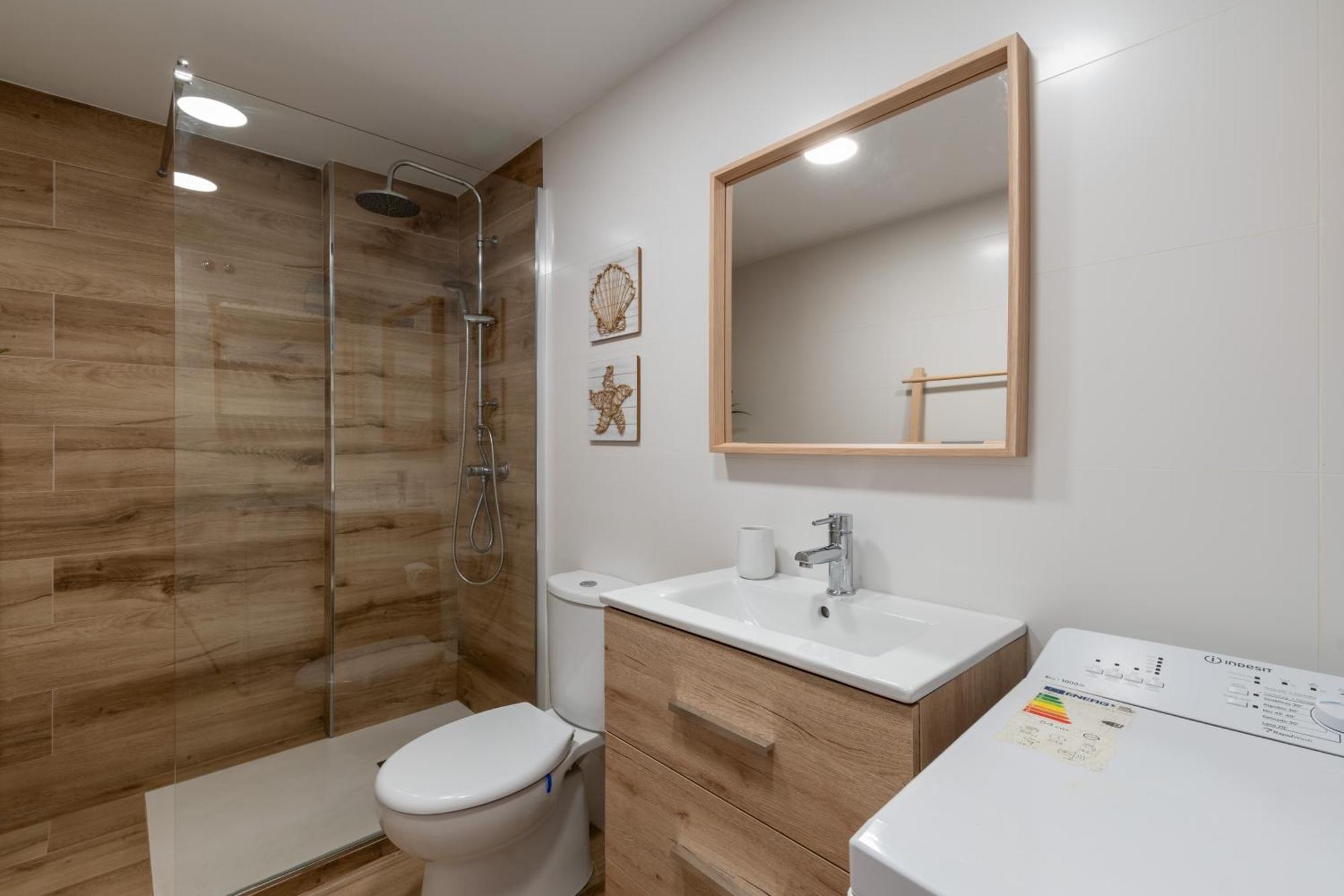 Renovated Apartment On Beachside With Pool Nerja Quarto foto