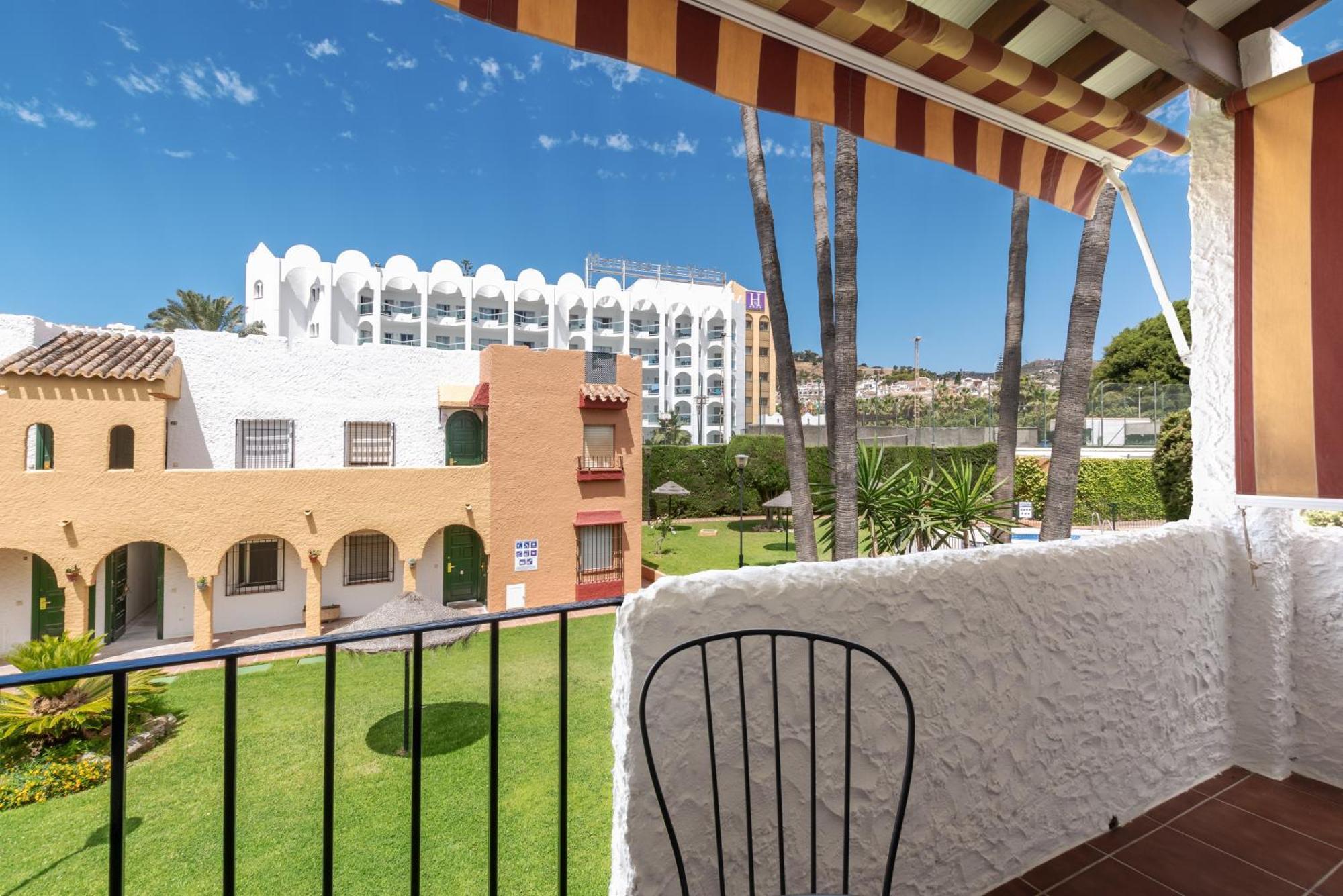 Renovated Apartment On Beachside With Pool Nerja Exterior foto
