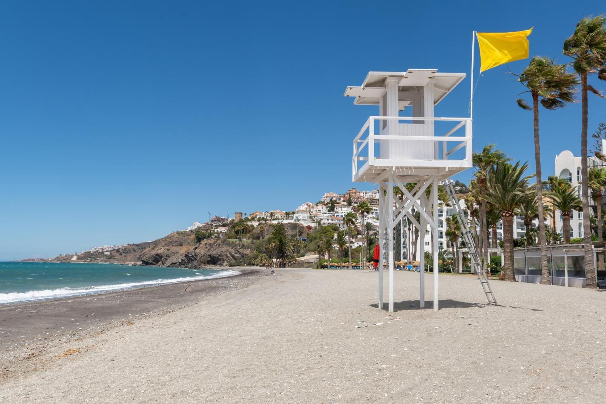 Renovated Apartment On Beachside With Pool Nerja Exterior foto