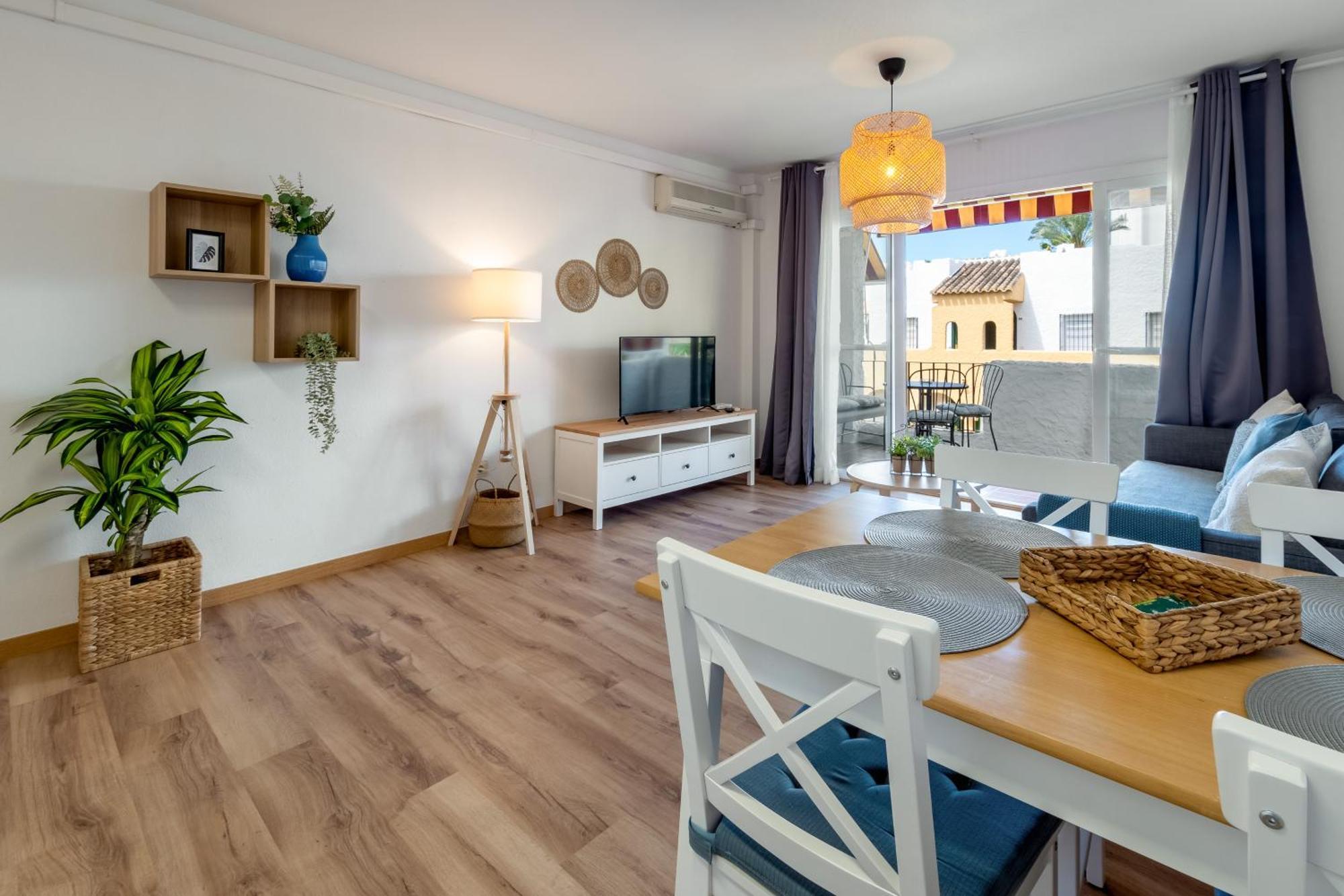 Renovated Apartment On Beachside With Pool Nerja Exterior foto